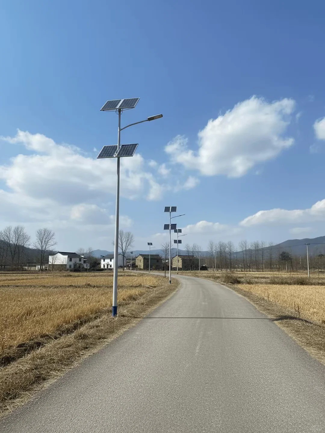 太阳能路灯在山区碎石路照明方案怎么选_1_飞齐户外照明厂3号_来自小红书网页版